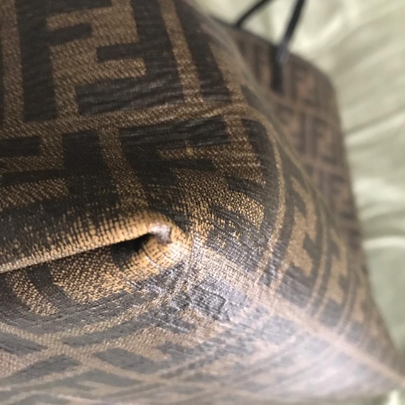 💠RARE FENDI TOTE💠 - Picture 9 of 9